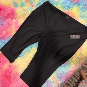 NWT Torrid Womens High Rise Capri Leggings Black Plus Size 6x